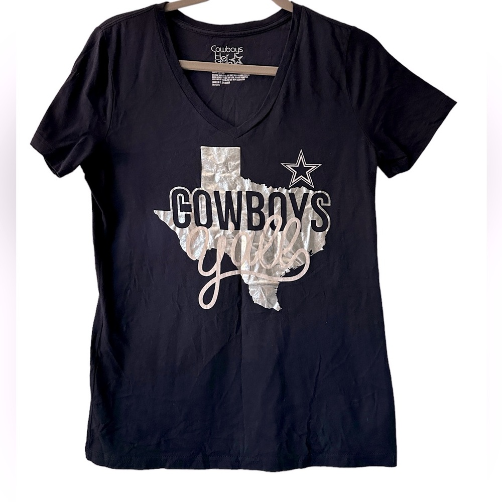 Dallas Cowboys cotton t-shirt, women’s size Medium. Short sleeve v-neck graphic
